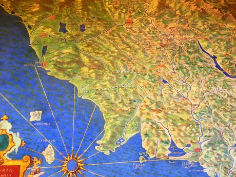 We loved the map paintings of Italy's different regions. They date back to 1582, and were all completed in 33 months, and, compared to Google Maps, their accuracy is 95%.