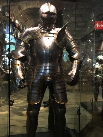 We enjoyed the Line of Kings, which displayed armour of all kinds. Here is King Henry VIII's armour. (At times, the king's armour weighed 90 pounds!)
