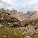 The spectacular granite towers that form the world-famous Cirque of Towers reveal themselves while hiking across Jackass Pass.