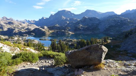 Fremont Peak, Wind River Range, Wyoming [OC][7672x5115] : r/EarthPorn